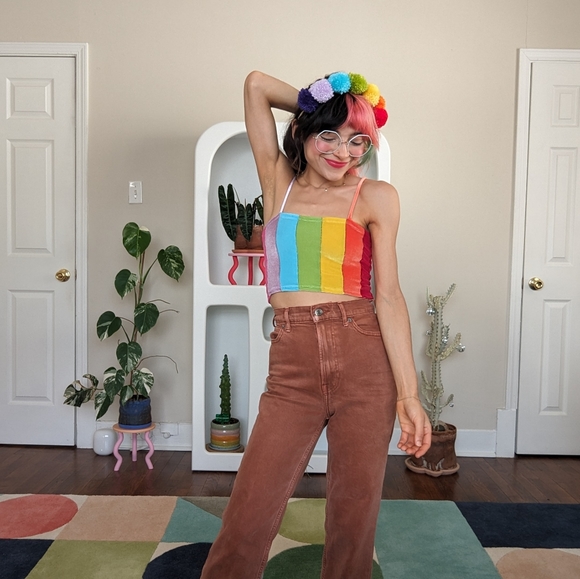 🚫 CLOTHING SWAPPED - K.S. Garner Rainbow Luna Top - Picture 2 of 7
